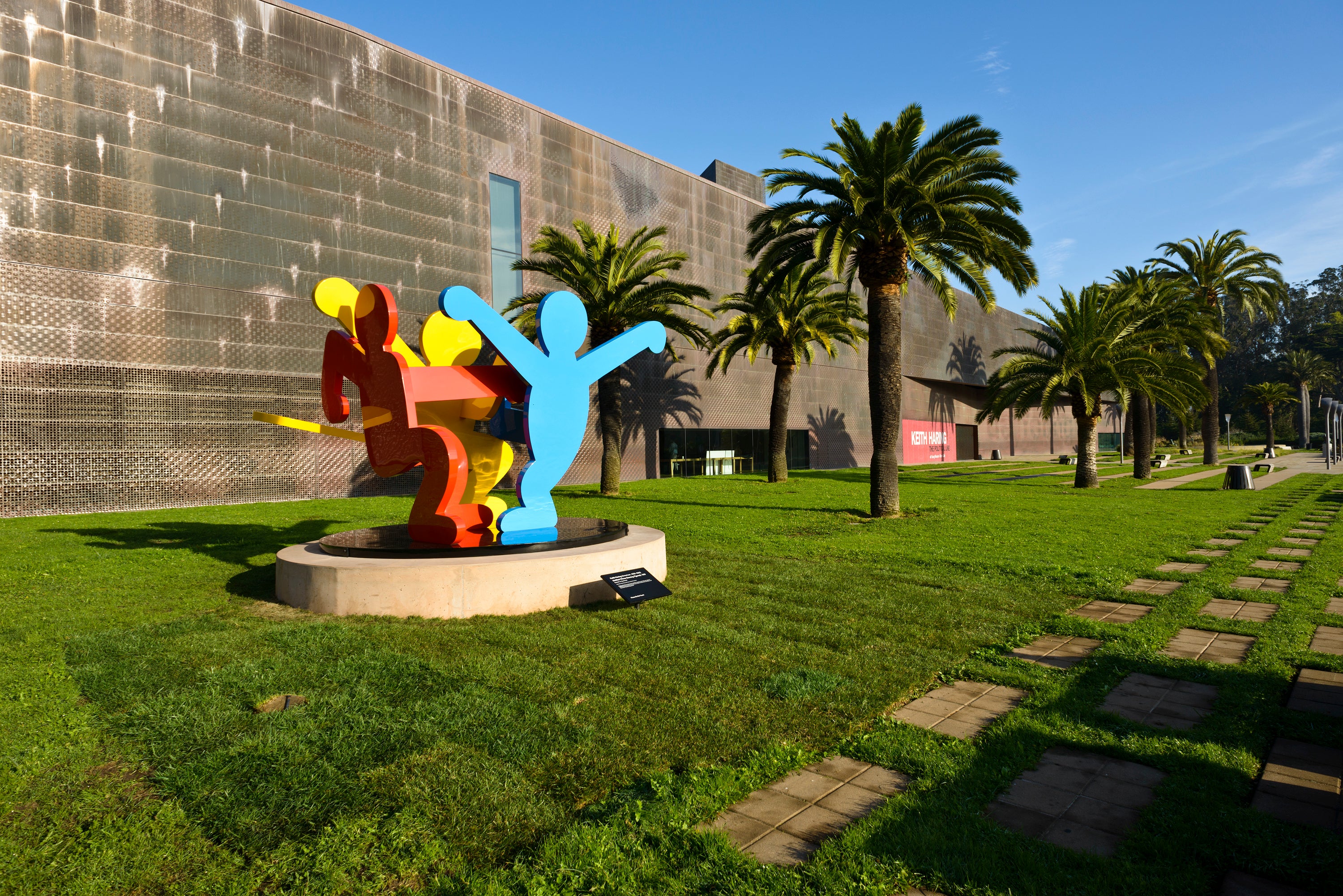 Keith Haring sculpture in front of the de Young museum
